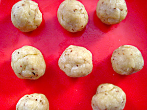 Maida Dough Balls To Make Mathri